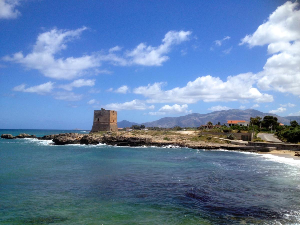 B&B Cinisi Mare E Monti ภายนอก รูปภาพ